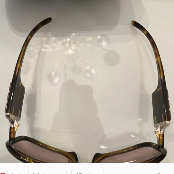 Burberry Vintage Sunglasses - Picture 7 of 10